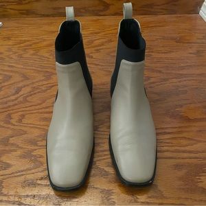 Everlane chelsea boots